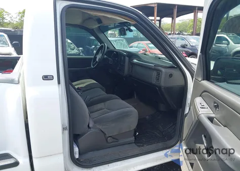 2005 Chevrolet Silverado 1500 Ls from USA, damaged, VIN 1GCEC14V85Z330822